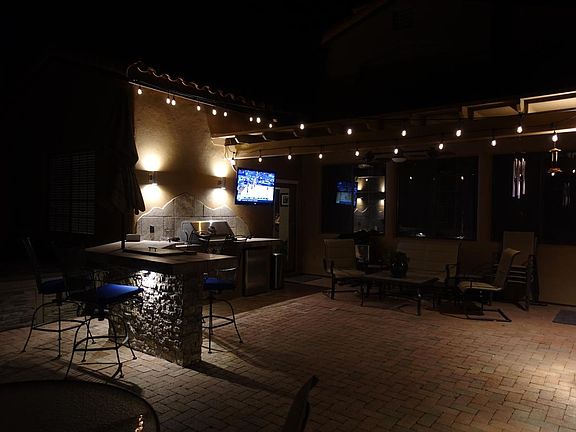 Outdoor Kitchen