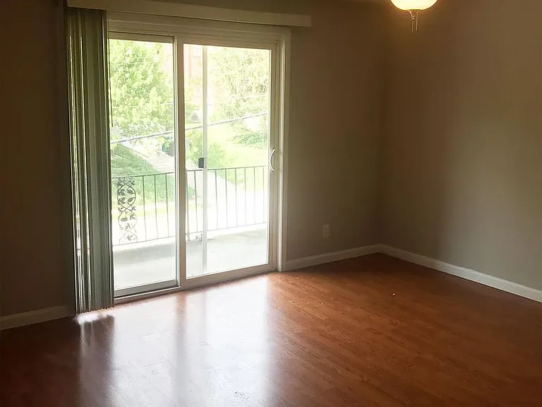 525 Lowell Ave — Photo 31