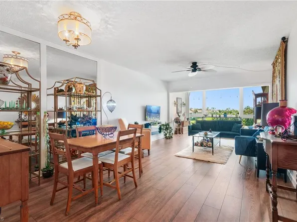 1580 Pine Valley DR #304, FORT MYERS, FL 33907