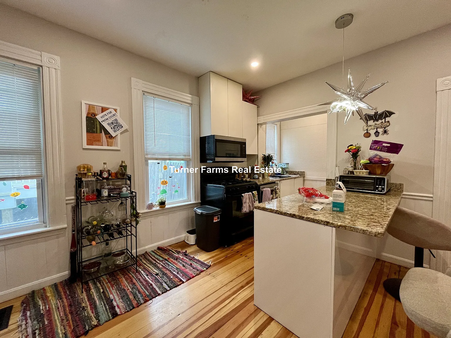4 bed, 9999 sqft, $3,600 — Photo 4