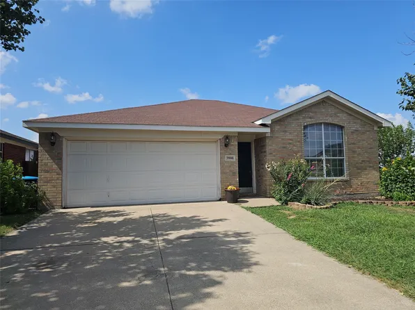9900 Long Rifle Dr, Fort Worth, TX 76108
