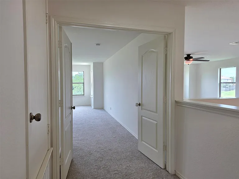 160 Mistletoe Ln — Photo 21