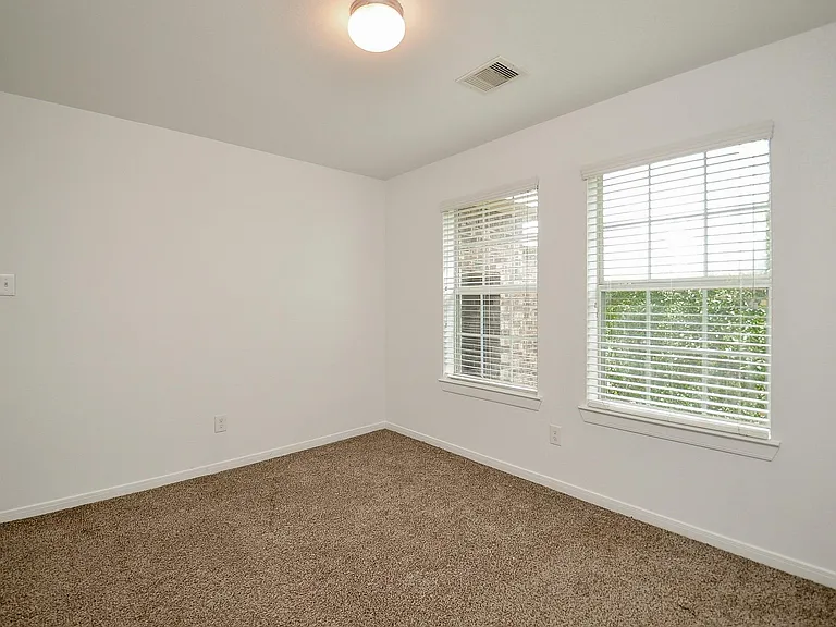 21723 Britton Hill Way — Photo 32
