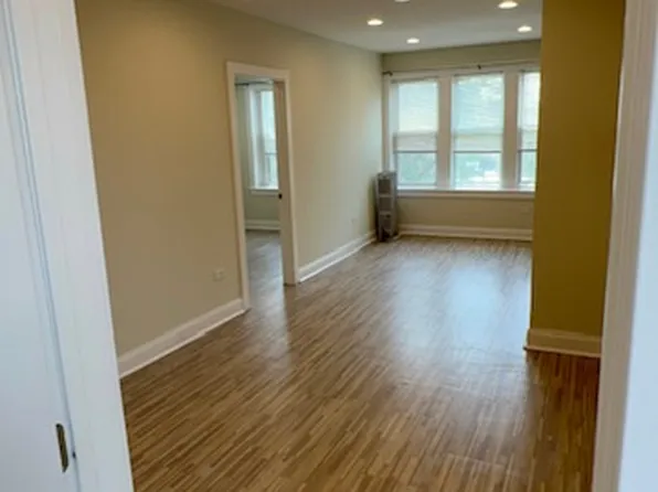 3140 W 59th St APT 202, Chicago, IL 60629
