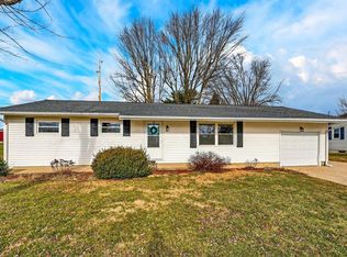 200 Meadow Dr, Circleville, OH 43113