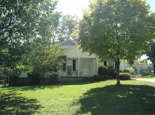 106 Canebrake Dr, Greer, SC 29650