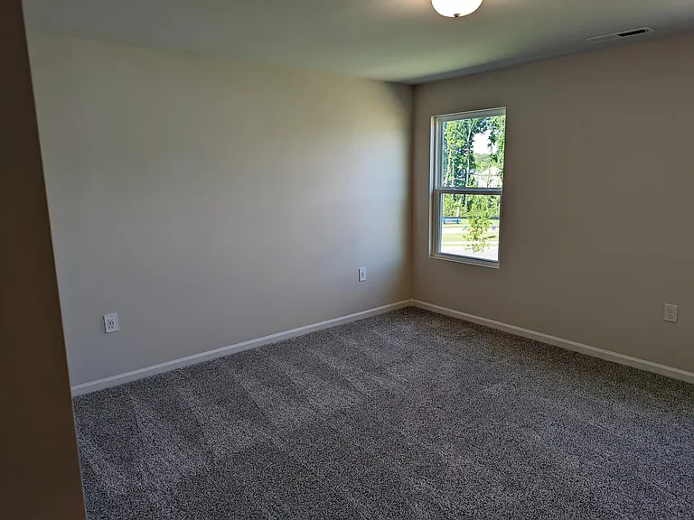 904 Field Ivy Dr — Photo 6