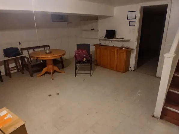 865 East 15th Street image 14 of 16