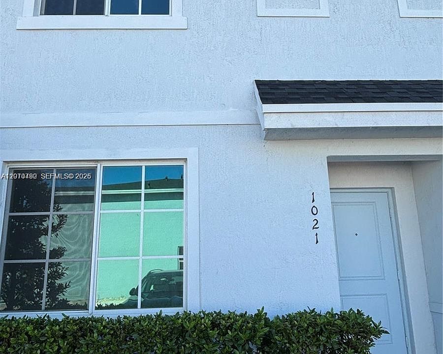 1st image of 1021 NW 5th St