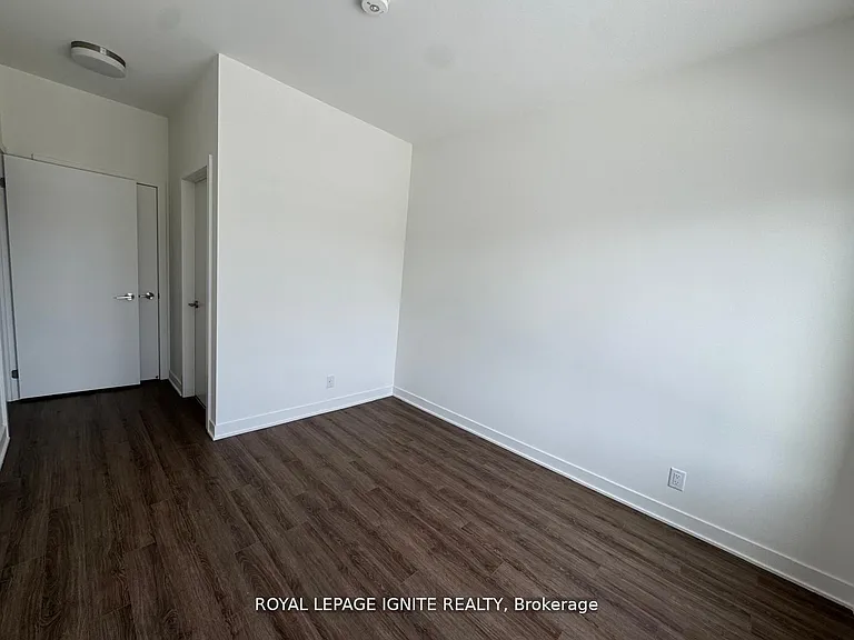 51 Clarington Blvd #101 — Photo 20