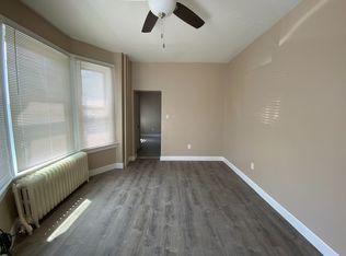 120 N 9th St #2/1R, Reading, PA 19601