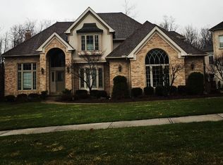 7526 Berkeley Ln, North Royalton, OH
