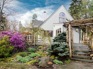 211 Beech Tree Ln, Becket, MA 01223