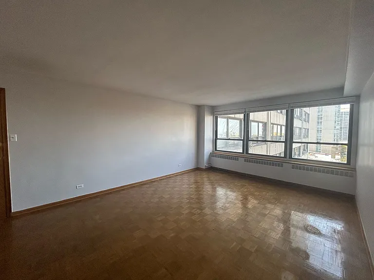 4180 Marine Terrace Apartments — Photo 85