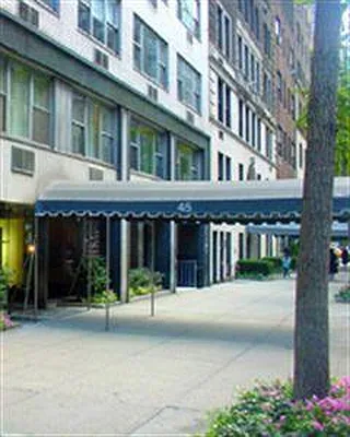 Sold by Douglas Elliman | media 18