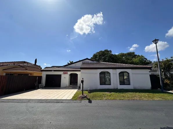 10958 SW 72nd Ter, Miami, FL 33173