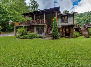 25 Country Squire Ln, Highlands, NC 28741