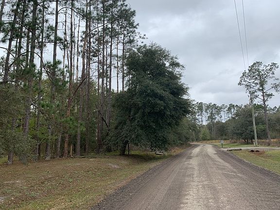 4th image of 17200 Palamino Lake Dr