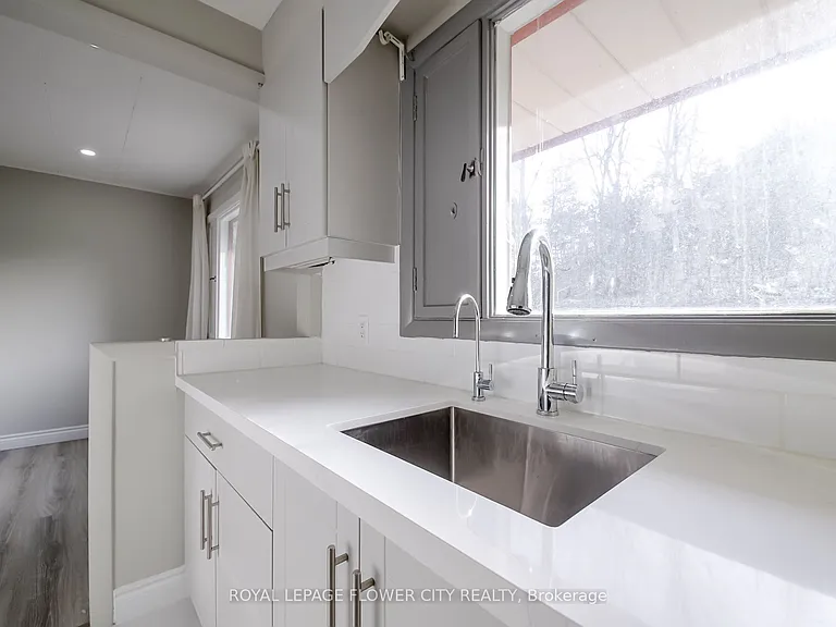 7555 Old Church Rd — Photo 14