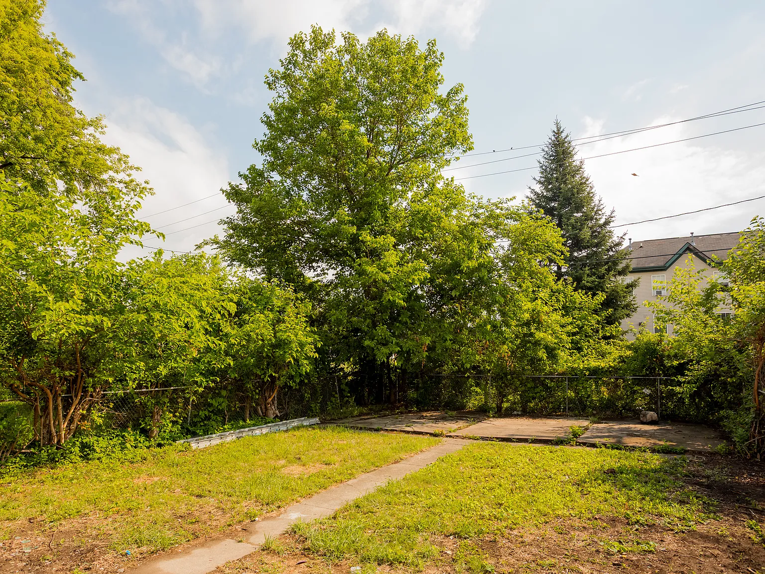 2 bed, 900 sqft, $1,595 — Photo 4