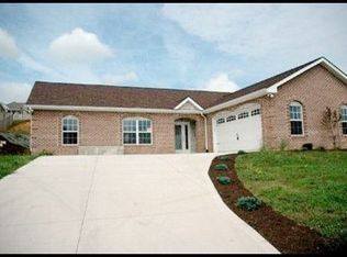 6327 Stillglen Ln, Knoxville, TN 37921