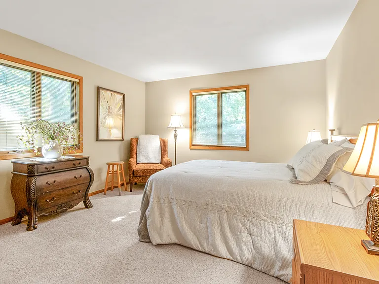 7126 New Washburn Way — Photo 54
