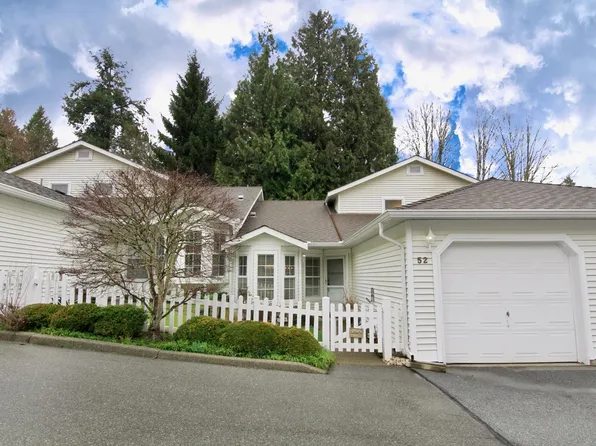 6537 138th St #52, Surrey, BC V3W 0C5