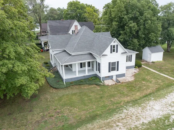 406 Milam St, Clifton Hill, MO 65244