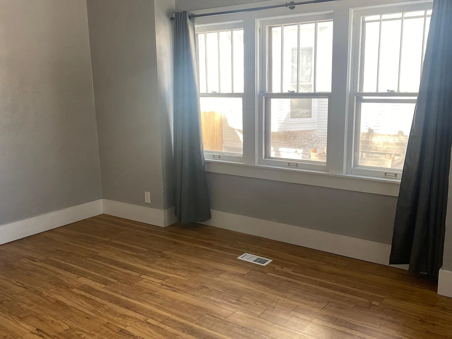 2 bed, 1200 sqft, $1,700 — Photo 3