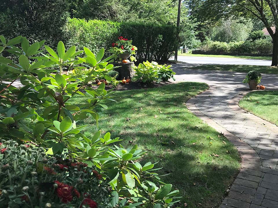 2nd image of 26755 Main Rd