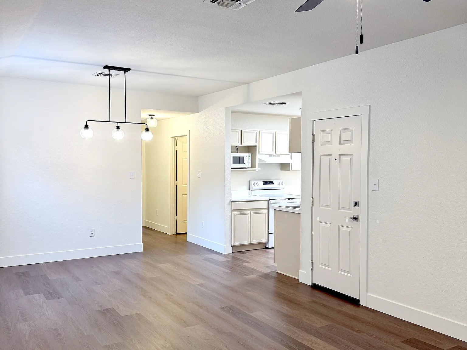 7905 Santa Catalina — Photo 3