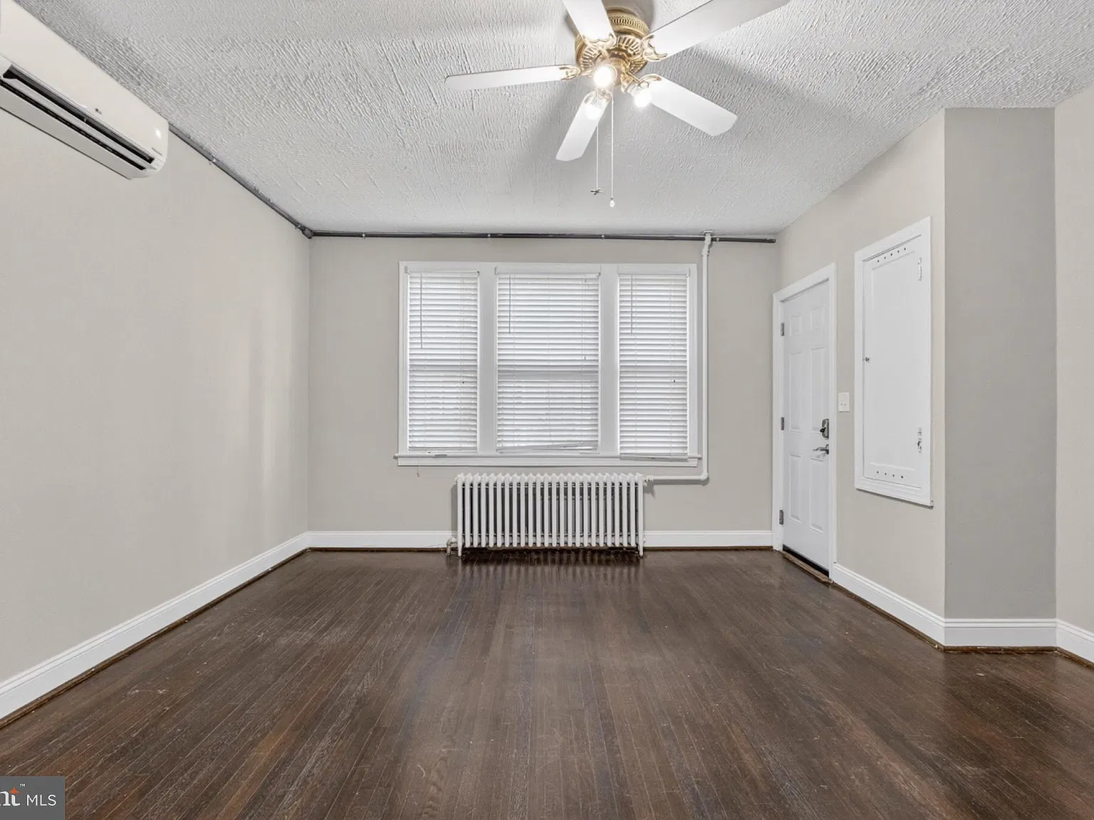 1 bed, 1.0 bath, 850 sqft, $2,000 — Photo 4