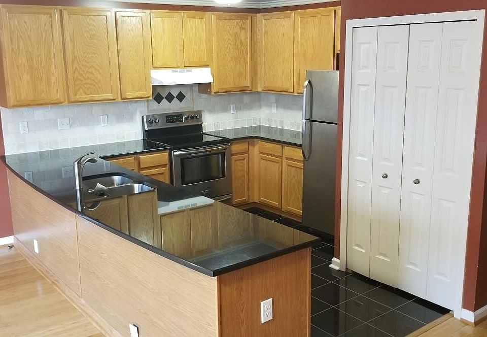 1st image of 42963 Richmond Dr