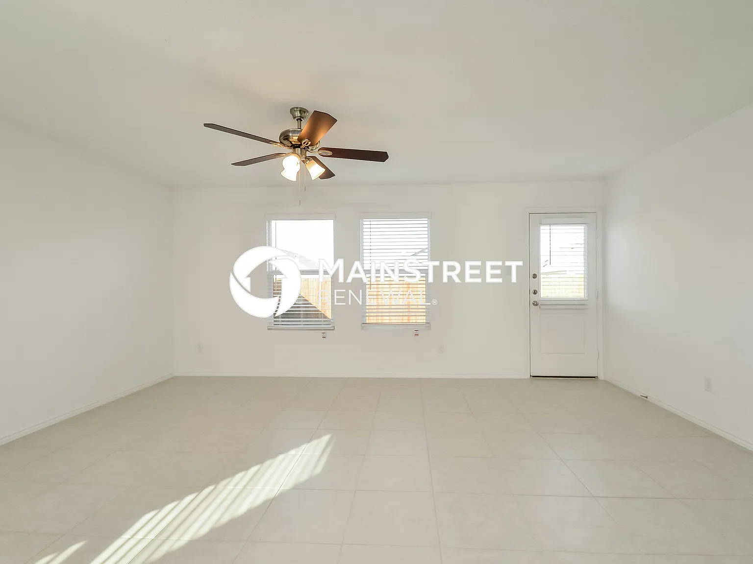 122 Lemongrass Drive — Photo 3