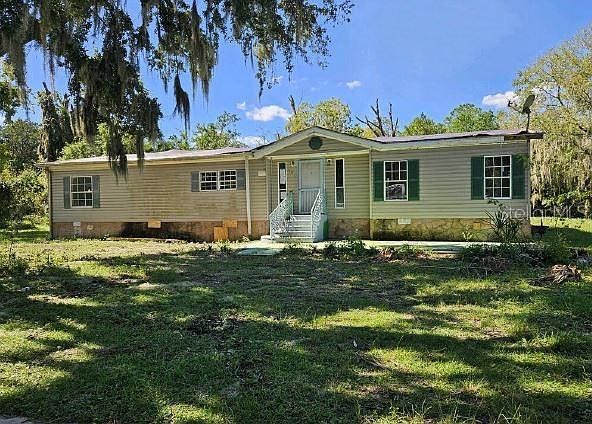 1st image of 301 Browning Ave