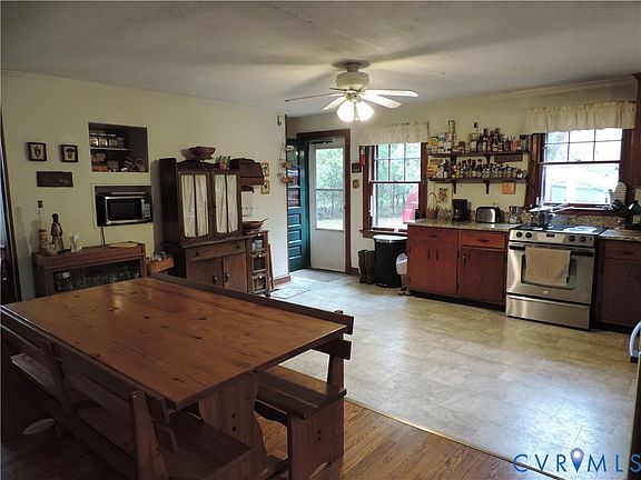 4th image of 12262 Welling Hall Rd