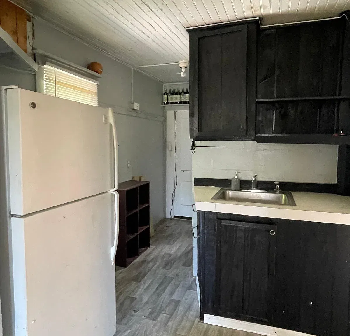 2 bed, $1,150 — Photo 2