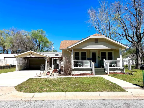 1524 W Oklahoma Ave, Arkansas City, KS 67005