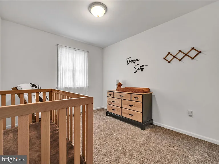 120 Duquesne Dr — Photo 19