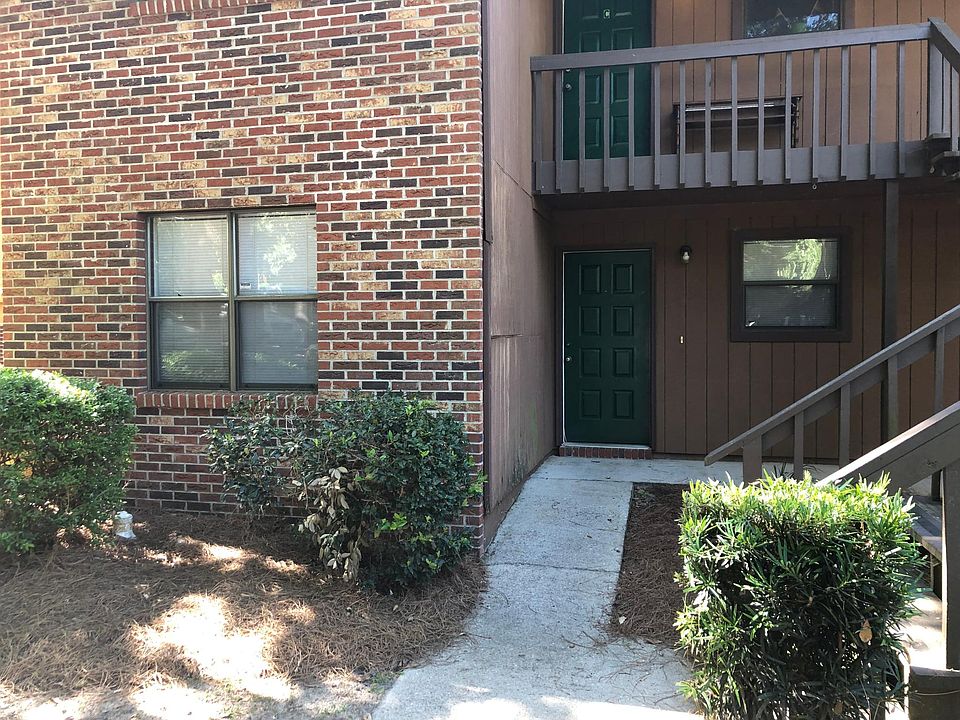 1st image of 2917 Woodrich Dr APT A