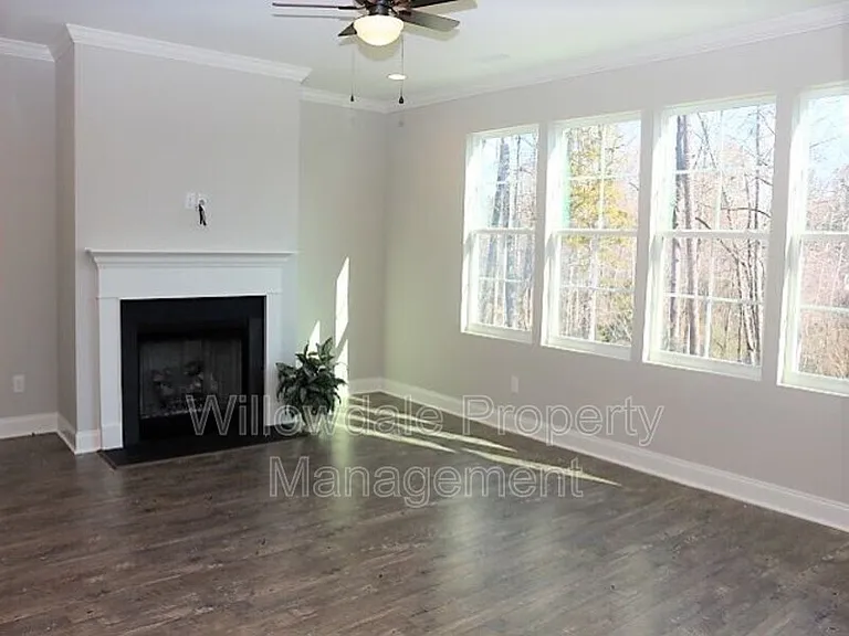 904 Laurel Gate Dr — Photo 14