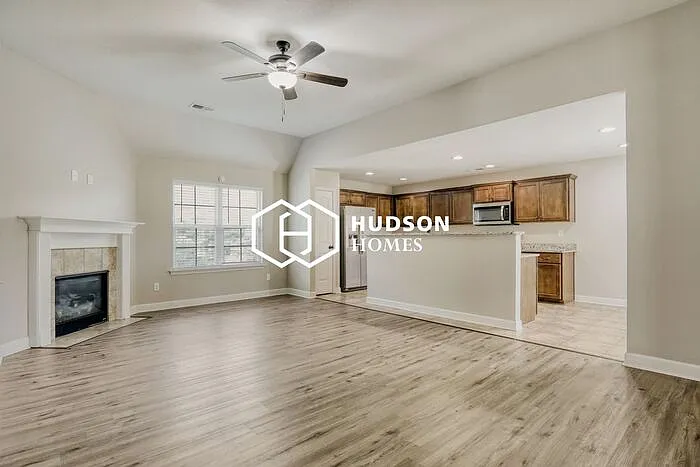 7902 Hemlock Dr — Photo 6