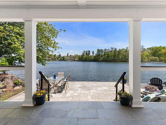 2nd image of 95 Lake Shore Road