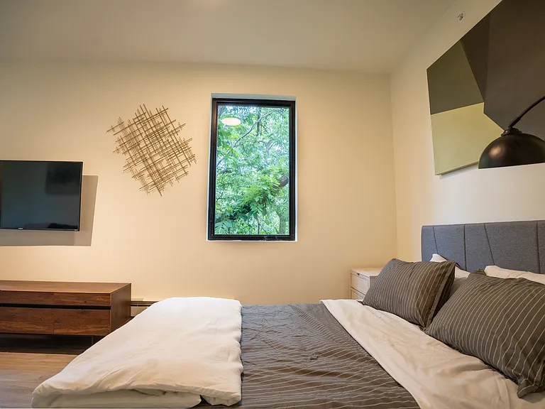 2716 Grand Ave S #102 — Photo 9