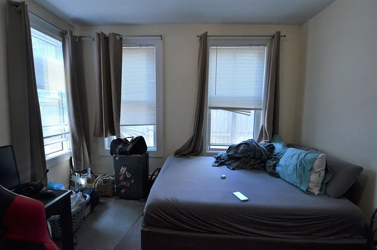Building Photo - 35 Brookline St #4