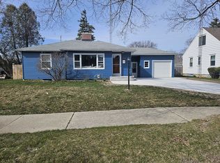 2120 33rd St, Kenosha, WI 53140