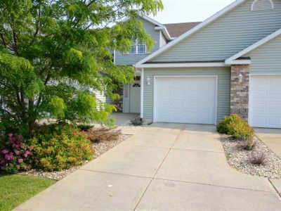 206 Douglas Dr, Brooklyn, WI, 53521