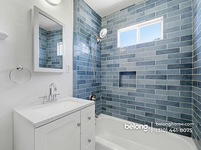 8133 Gentry Ave — Photo 6