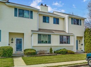 358 Middlewood Rd, Middletown, NJ 07748