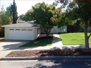 879 Alameda De Las Pulgas photo 1